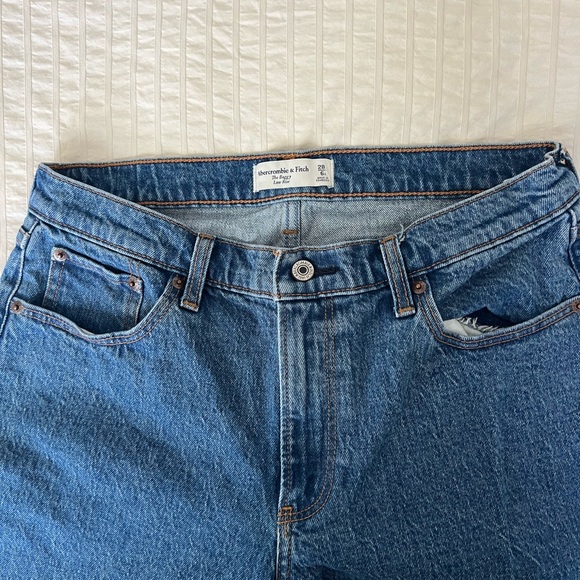 Abercrombie & Fitch The Baggy Low Rise Denim Jeans - 30 - Picture 6 of 11
